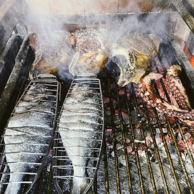 Cómo nos gusta!! 🎶🍖 Vols tastar el nostre “Chuletón” de 40 dies de maduració de 1,2kg! Reserva